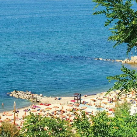 2 Bedroom Beautiful In Corridonia