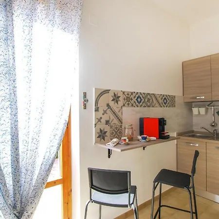 2 Bedroom Beautiful In Semesterbostad *