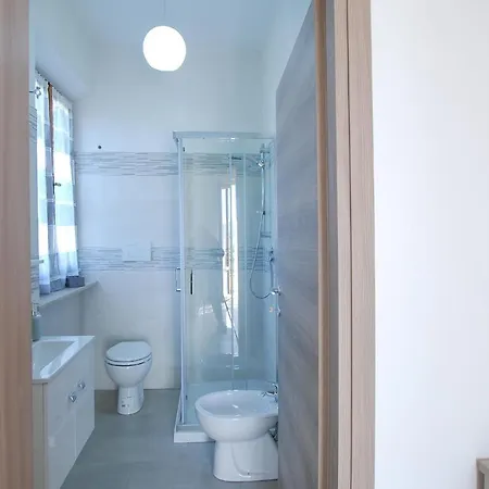 Сasa de vacaciones 2 Bedroom Beautiful In *